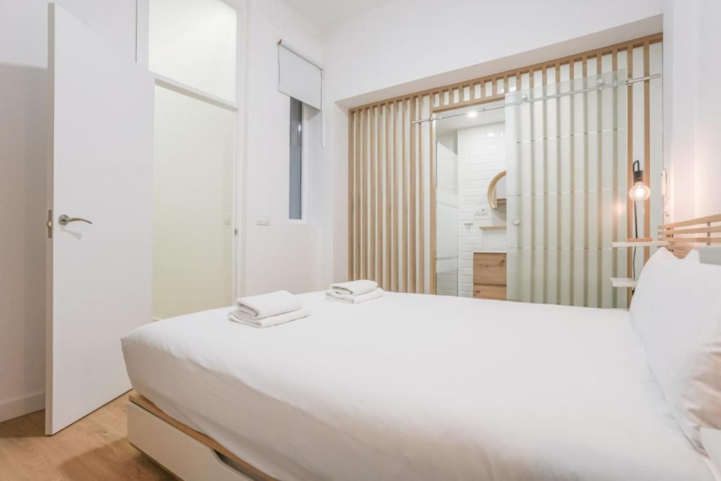 Modern Duplex-2Bedrooms 3Baths-Palacio Madrid Kültér fotó